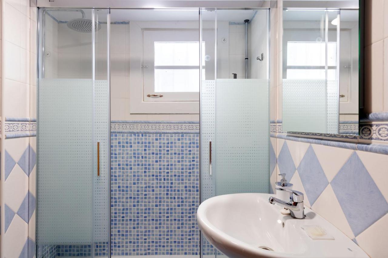 El Salvador City Center Suite By Valcambre Sevilla Exteriör bild